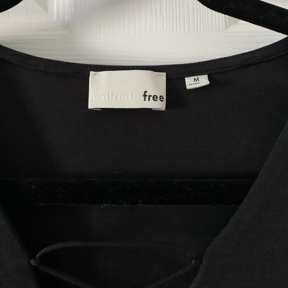 Wilfred Aritzia Free Mayowa Black Lace Up Bodysuit, Size Medium - Picture 7 of 12